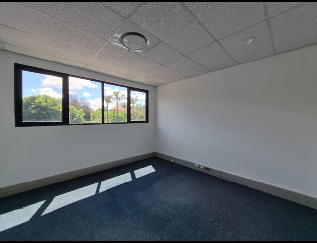 241M² OFFICE TO LET IN DUNKELD